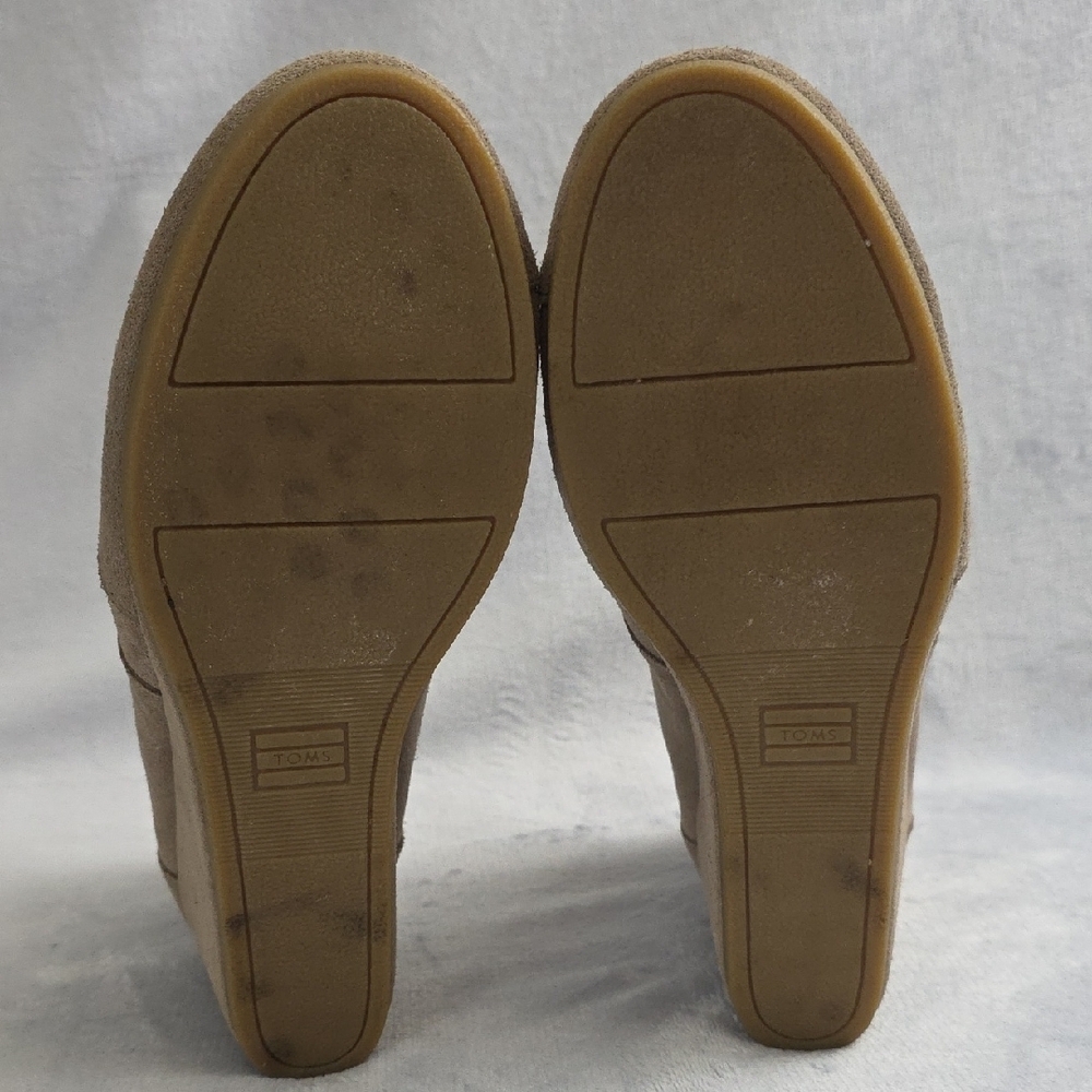 TOMS Desert Wedge Booties Womens Tan Suede Lace Up Ankle Boots Casual Comfort - Picture 5 of 12